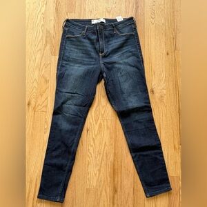 Hollister Dark Blue High-Rise Jeans